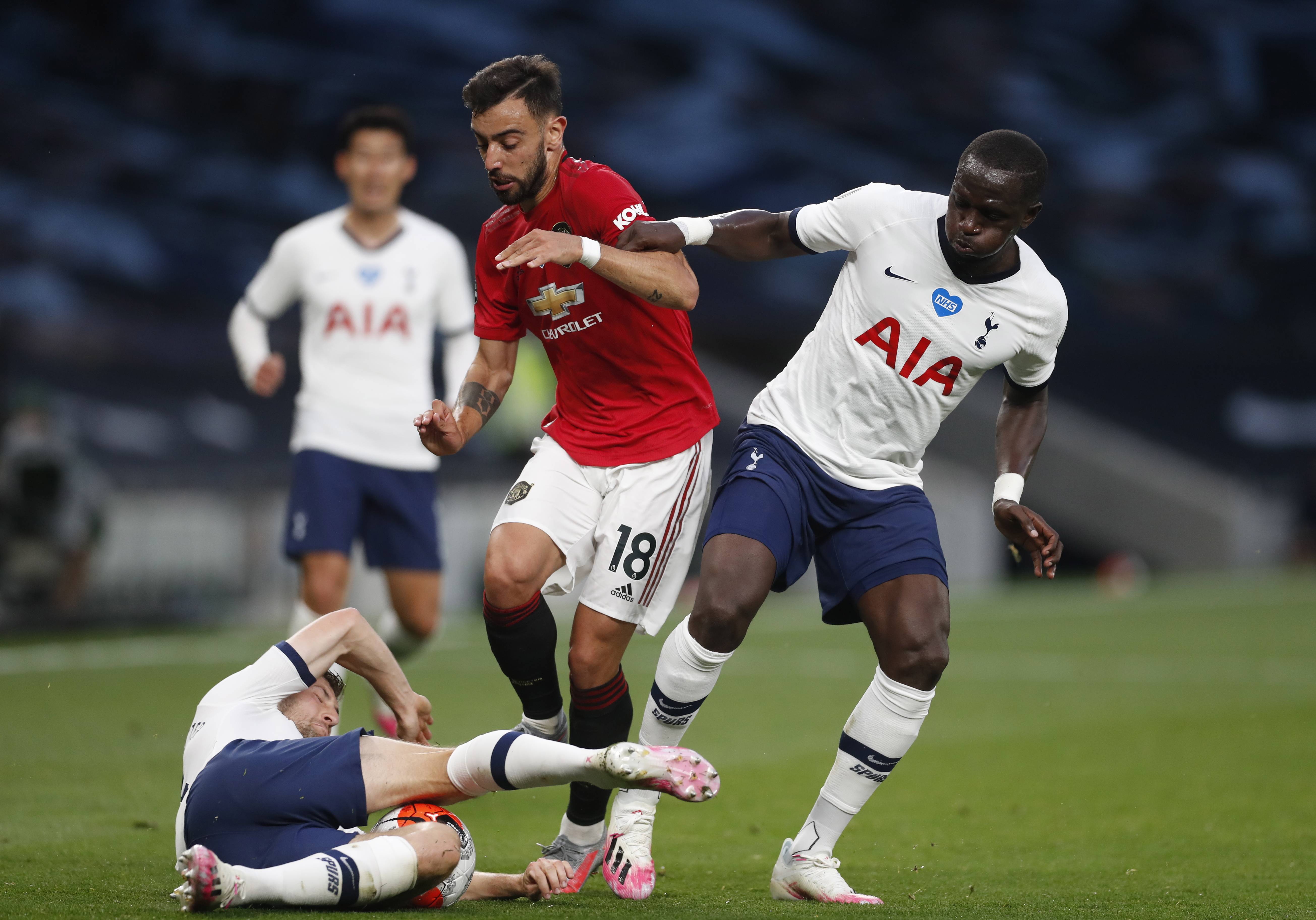 显得游刃有 显得游刃有